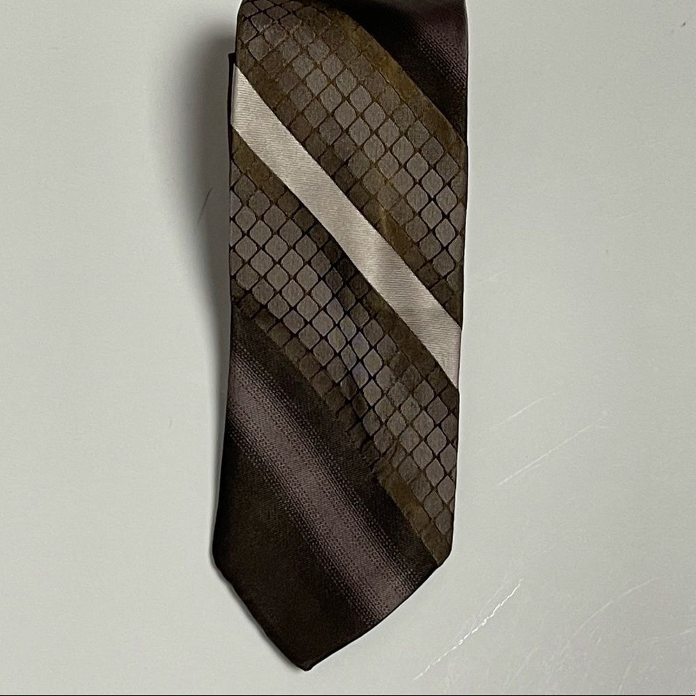 Vintage Oleg Cassini Tie